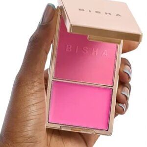 Bisha Essential Duo Blush in Dubai, New in Box, Sealed - Full Size